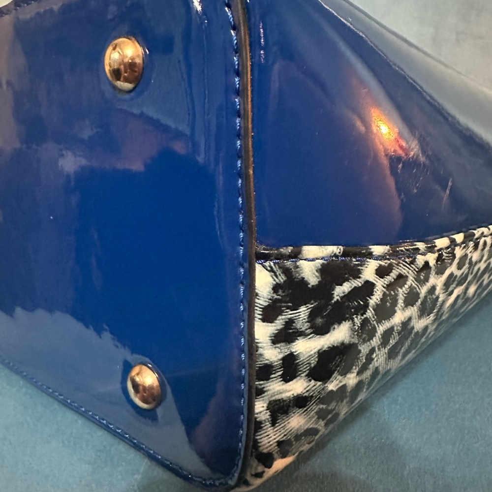 -SOLD-Bebe Rare Elegant Blue and Animal Print Tote Bag - Picture 8 of 9